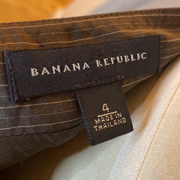 Banana Republic Size 4 Skirt Wool / Silk Pinstripe A-Line Brown/Tan/Gray $35 OBO - Picture 6 of 8